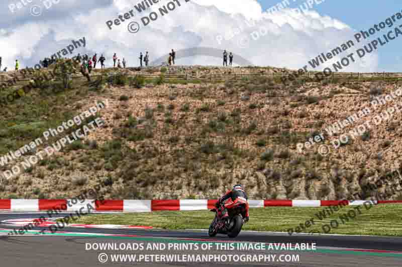 cadwell no limits trackday;cadwell park;cadwell park photographs;cadwell trackday photographs;enduro digital images;event digital images;eventdigitalimages;navarra;no limits trackdays;peter wileman photography;racing digital images;trackday digital images;trackday photos